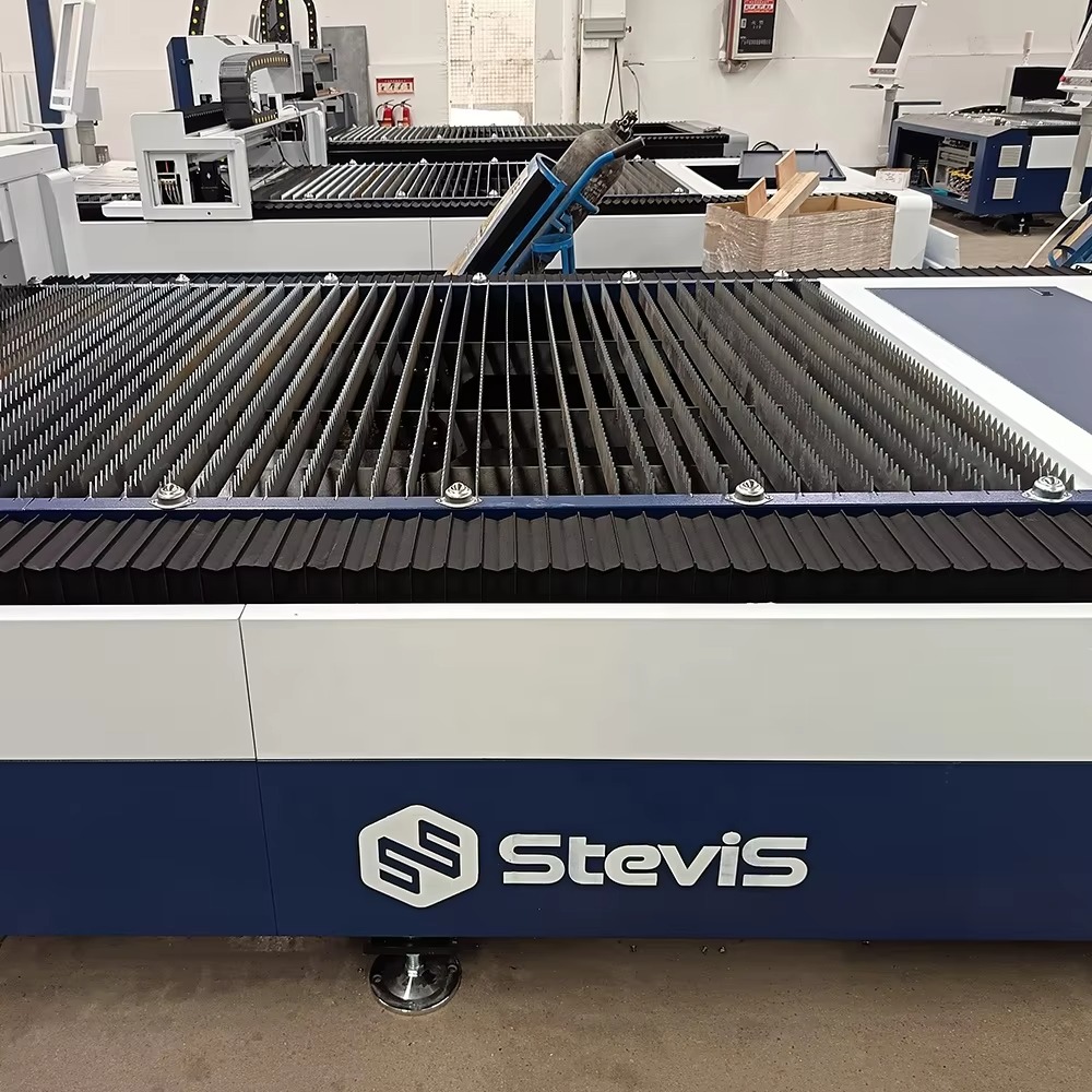 Economic 6kw CNC 1530 Fiber La - Industrial Fiber Laser Cutting Machine recension och pris